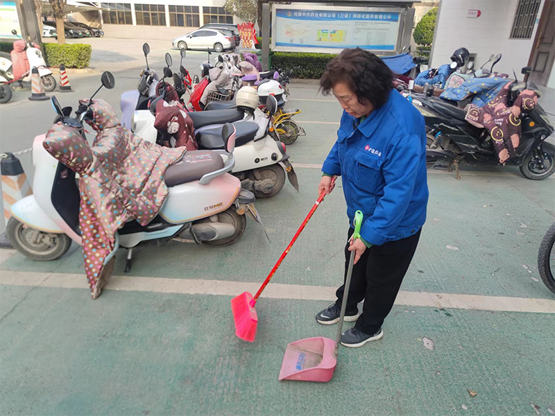 行政保潔顯“身手”，辦公環(huán)境大煥新